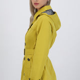 TRench con botones detalle lineas
