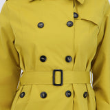 TRench con botones detalle lineas