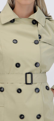 TRench con botones detalle lineas