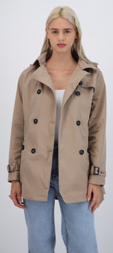 Trench con botones detalle mini cuadro