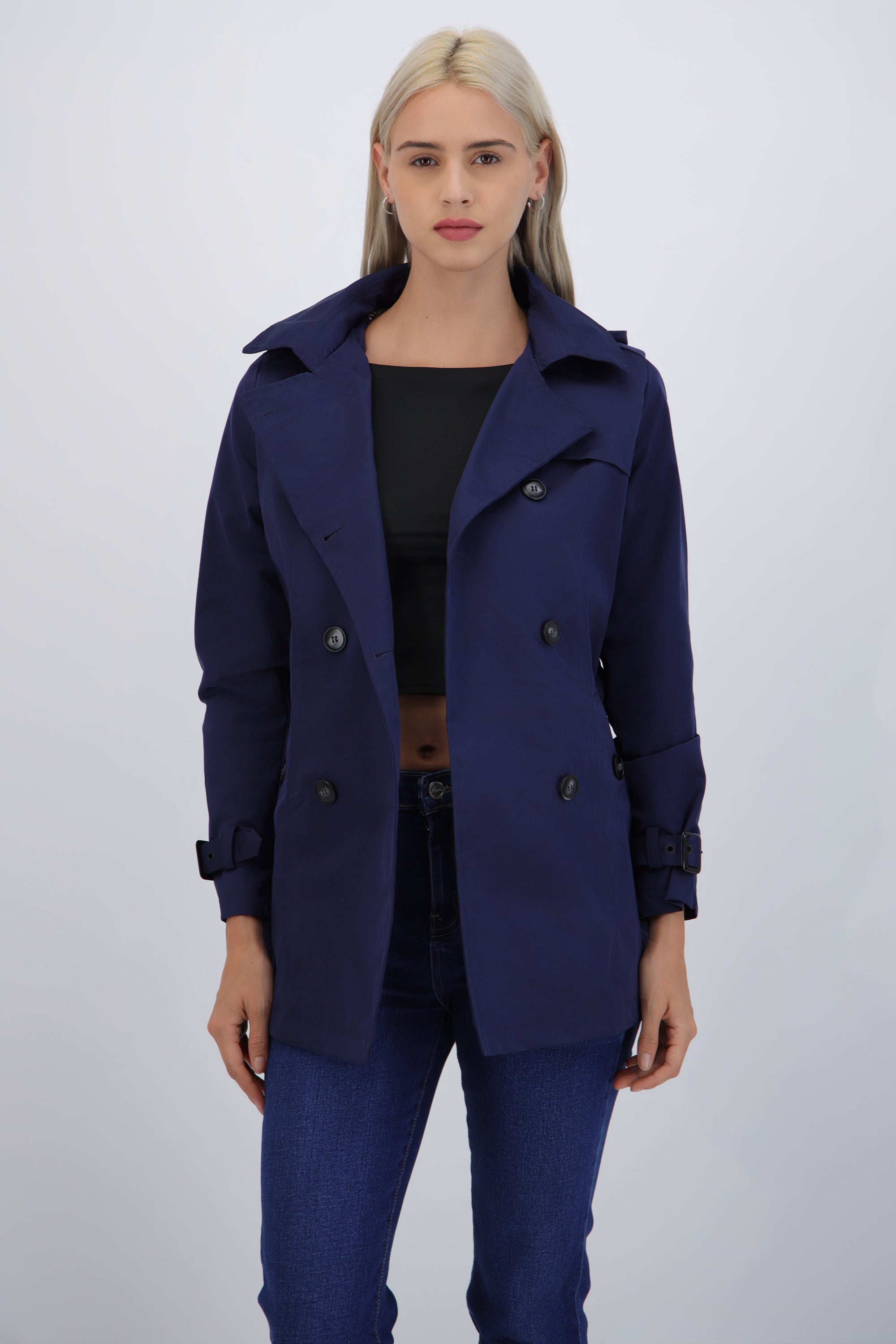 Trench con botones detalle mini cuadro