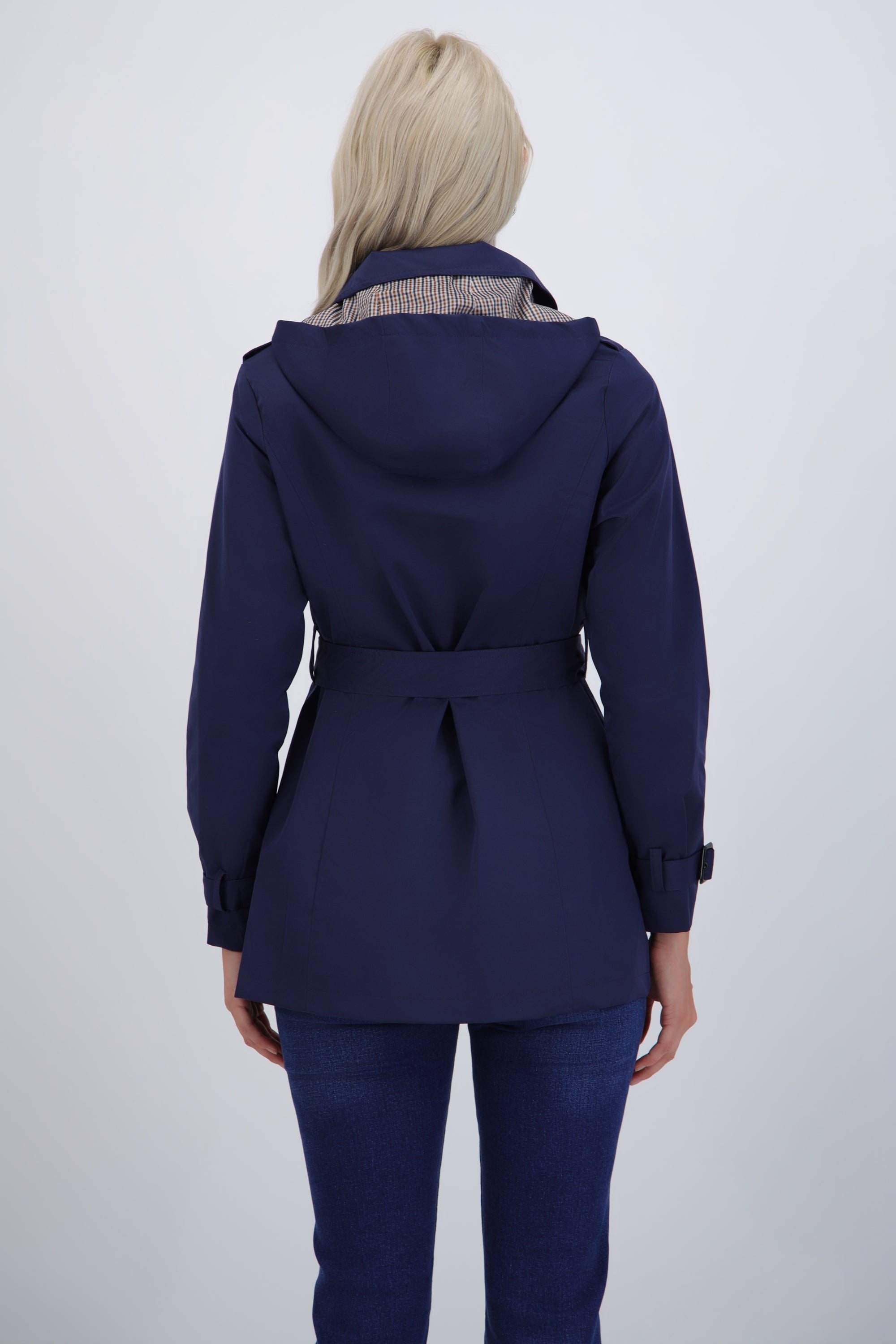 Trench con botones detalle mini cuadro
