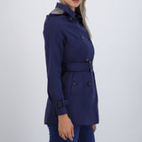Trench con botones detalle mini cuadro