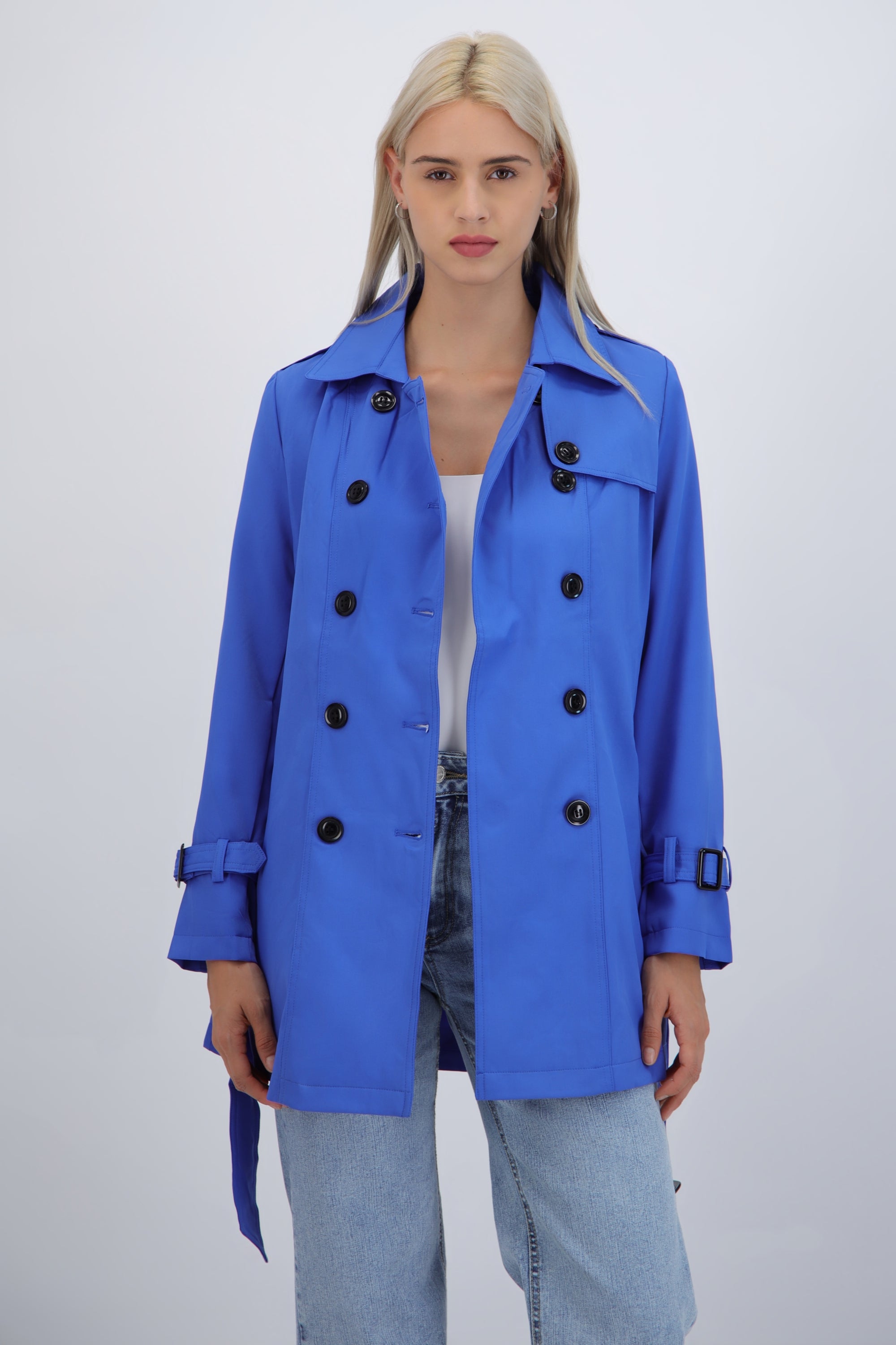 Trench con botones lisa