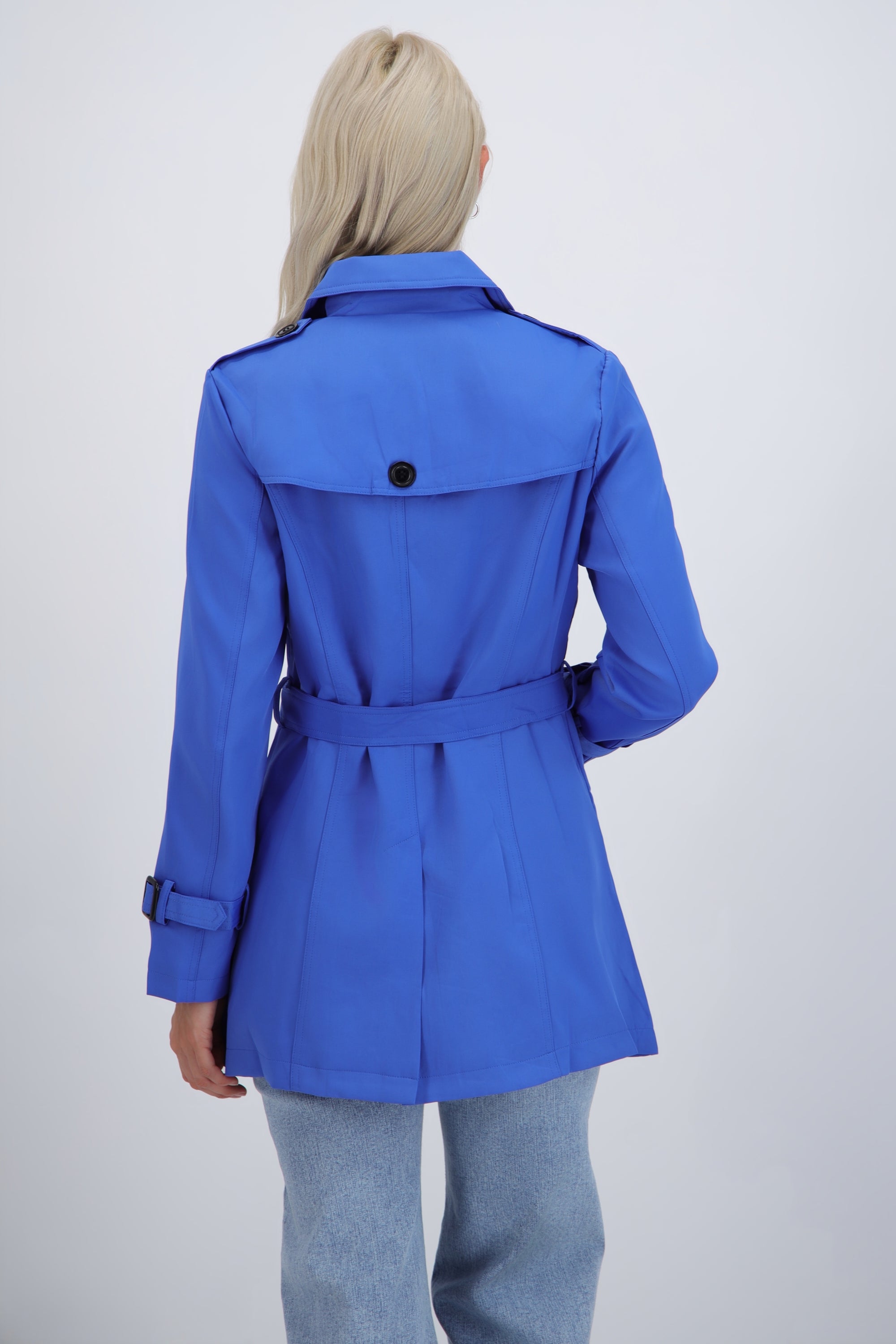 Trench con botones lisa