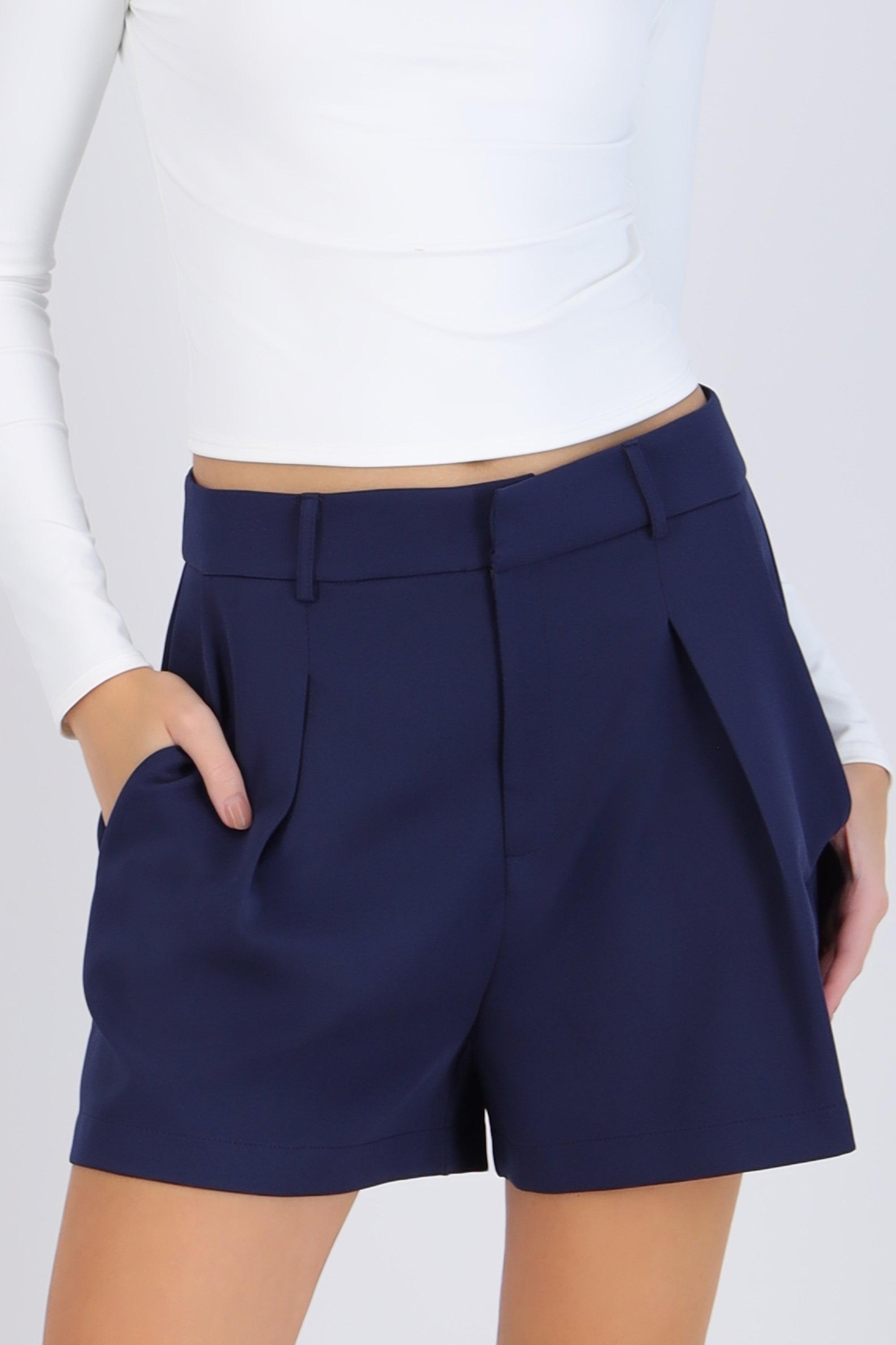 Short básico pinzas