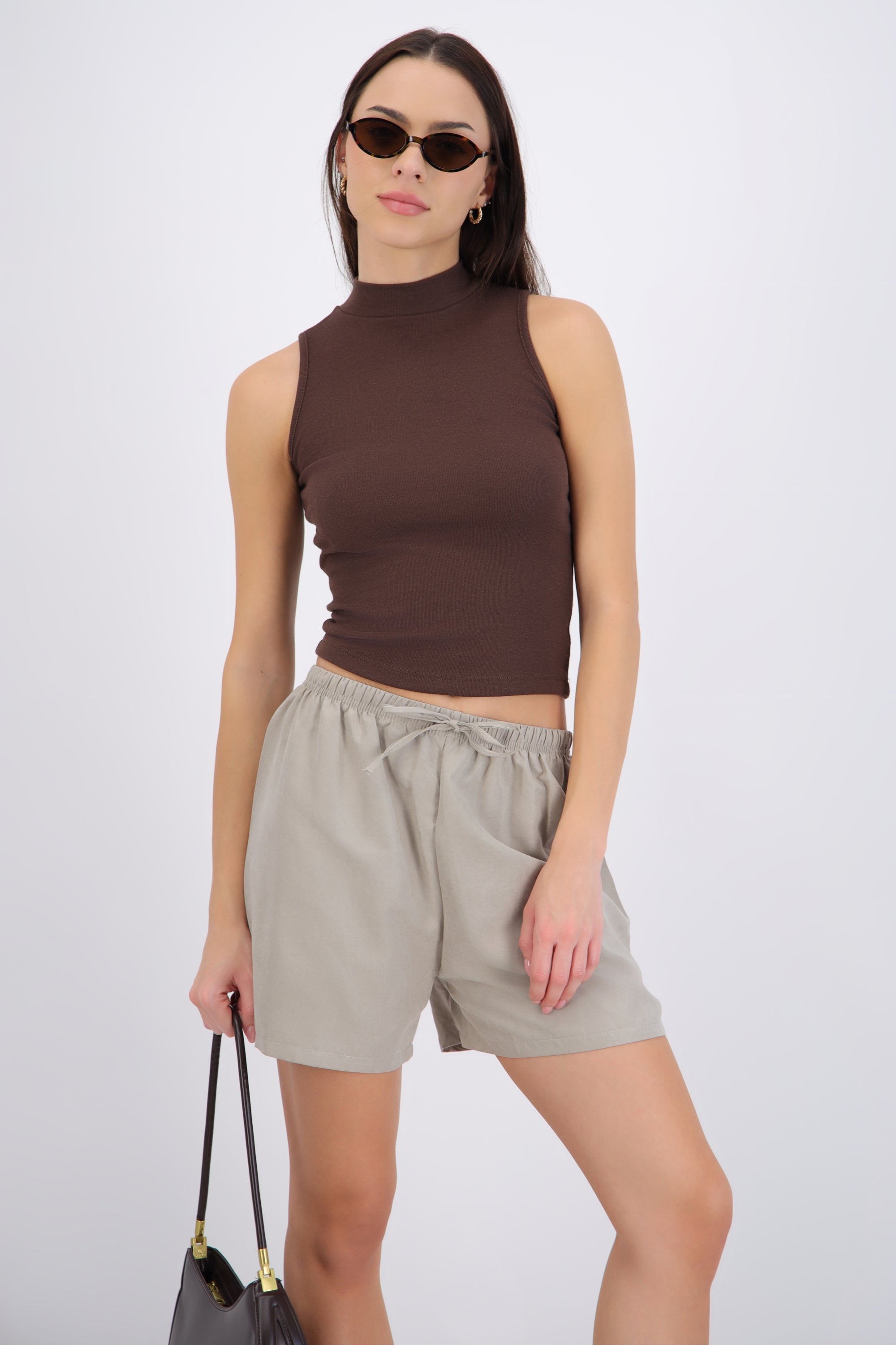 Top cuello alto basico