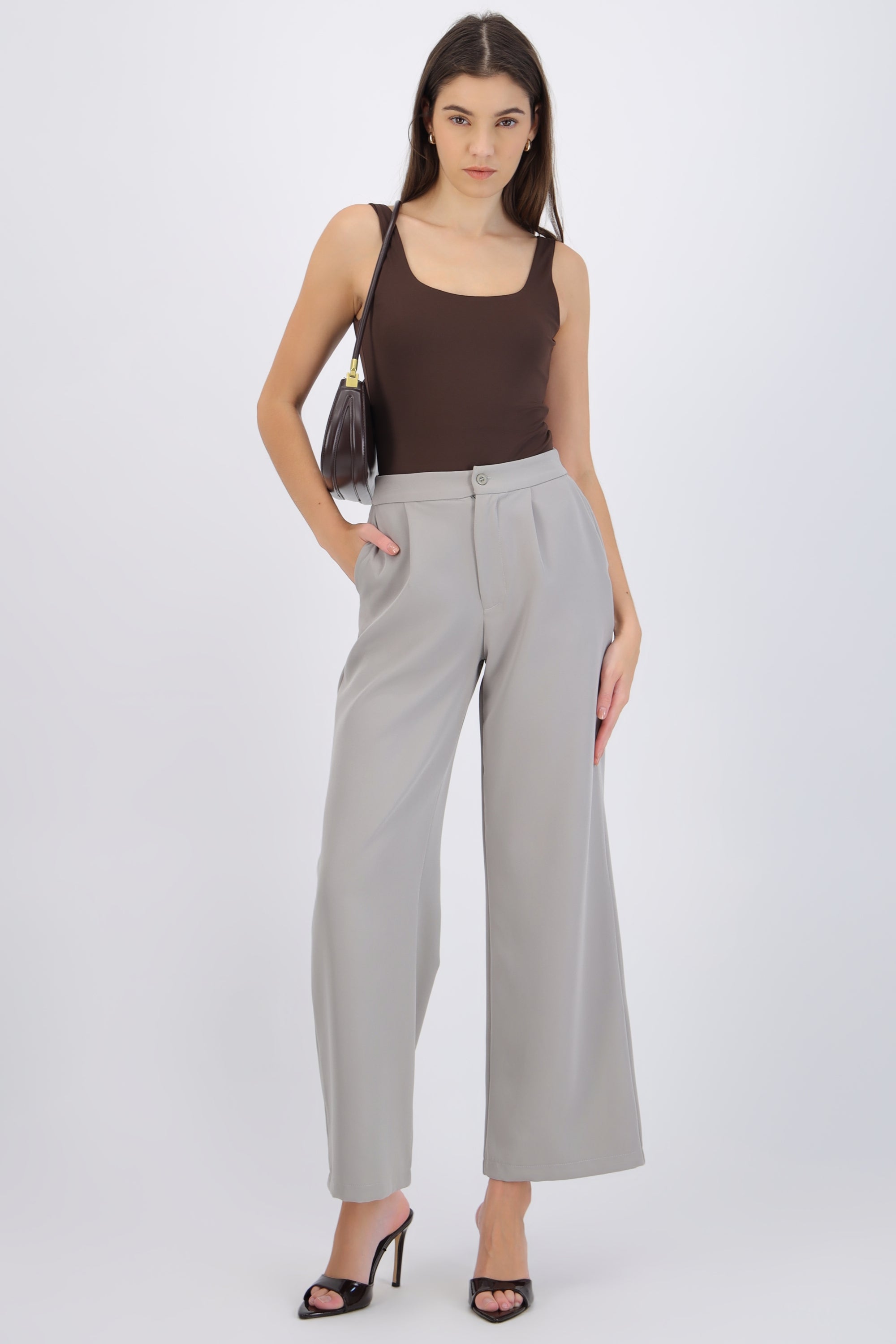 Pantalón wide leg básico