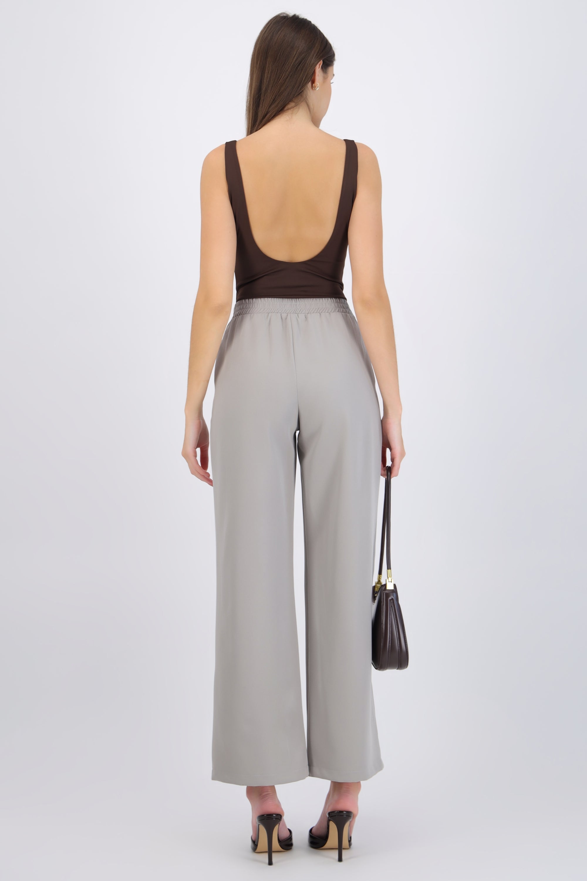 Pantalón wide leg básico