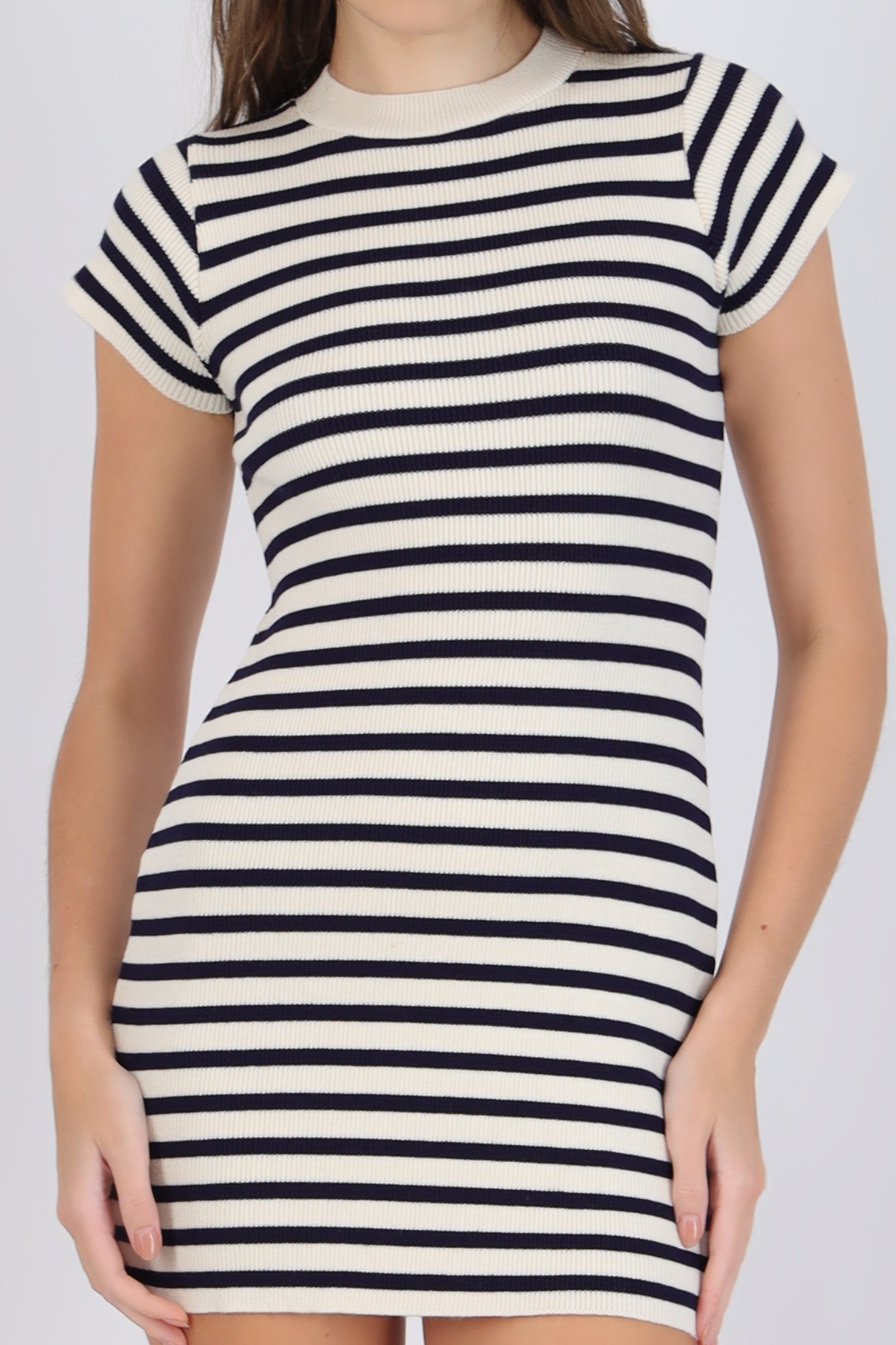 Vestido mini rayas cuello redondo
