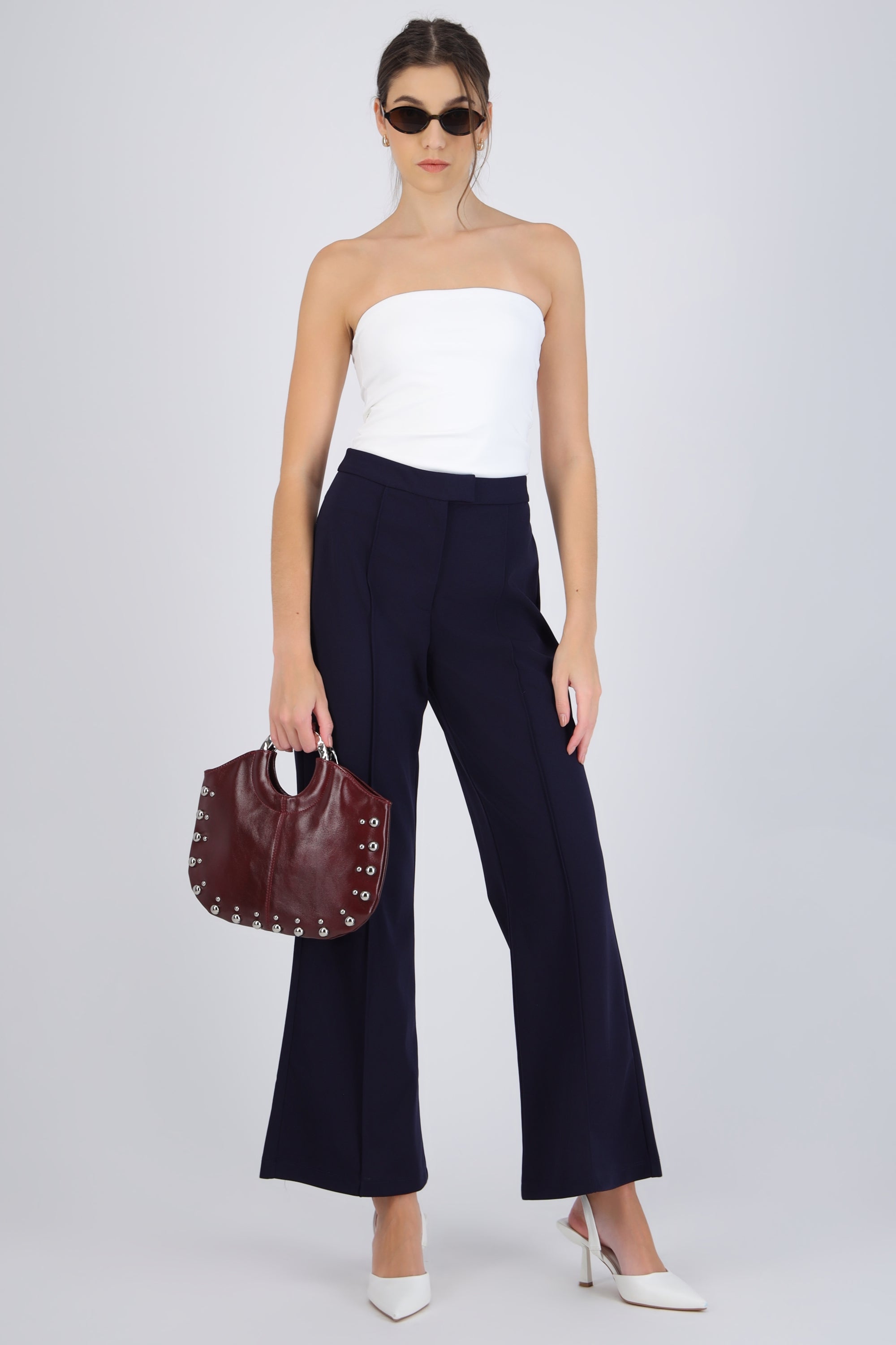 Pantalón básico flare