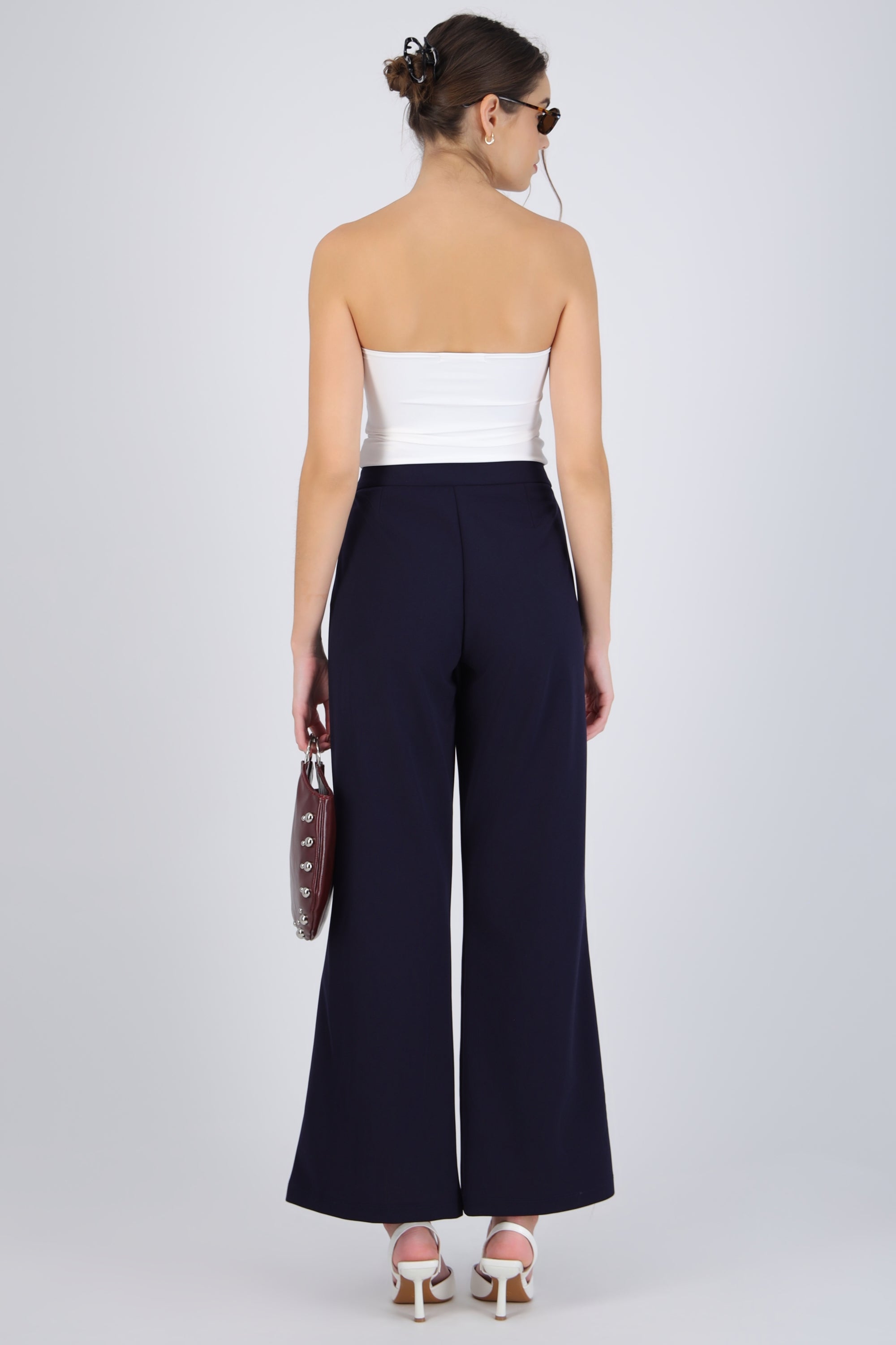 Pantalón básico flare