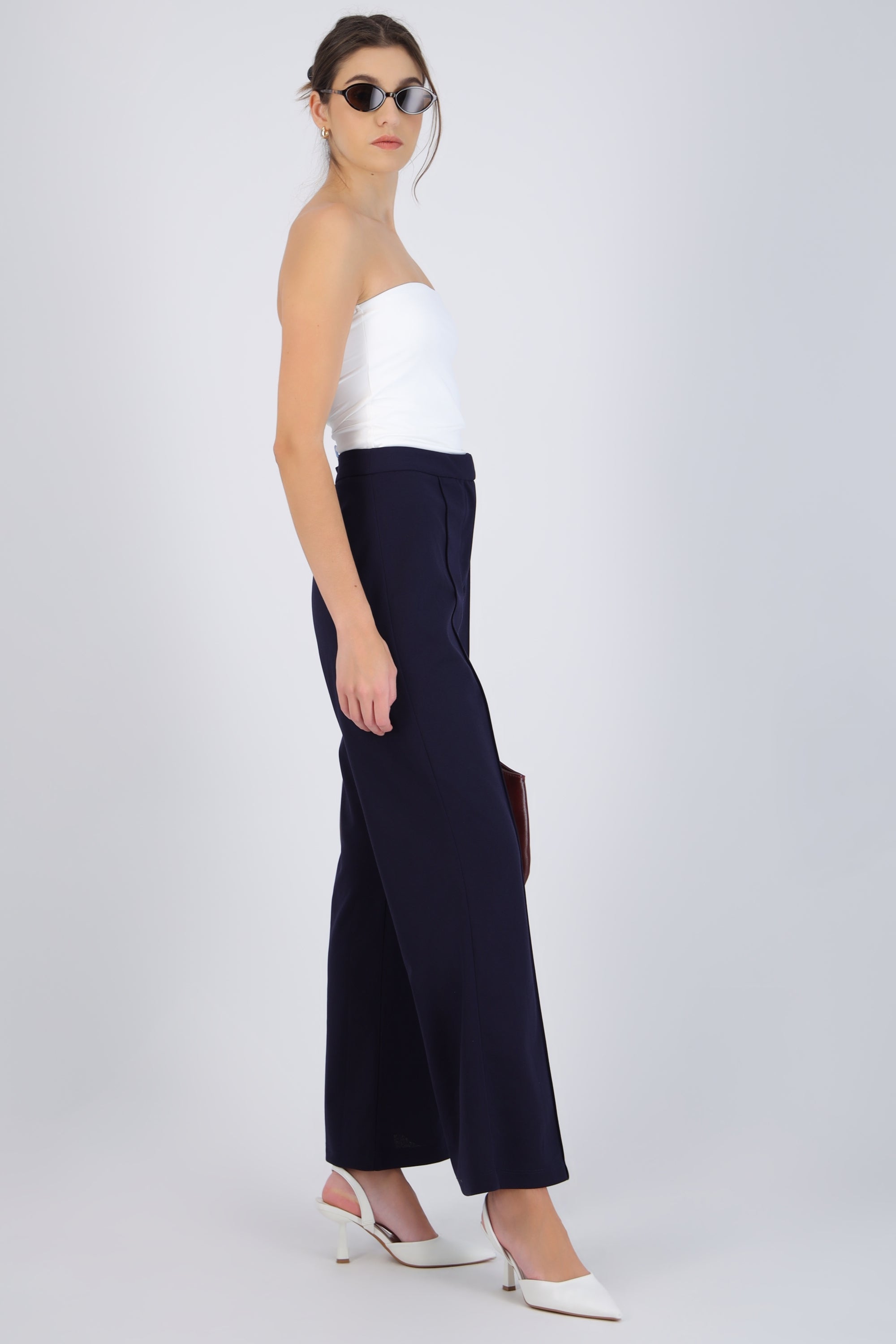 Pantalón básico flare
