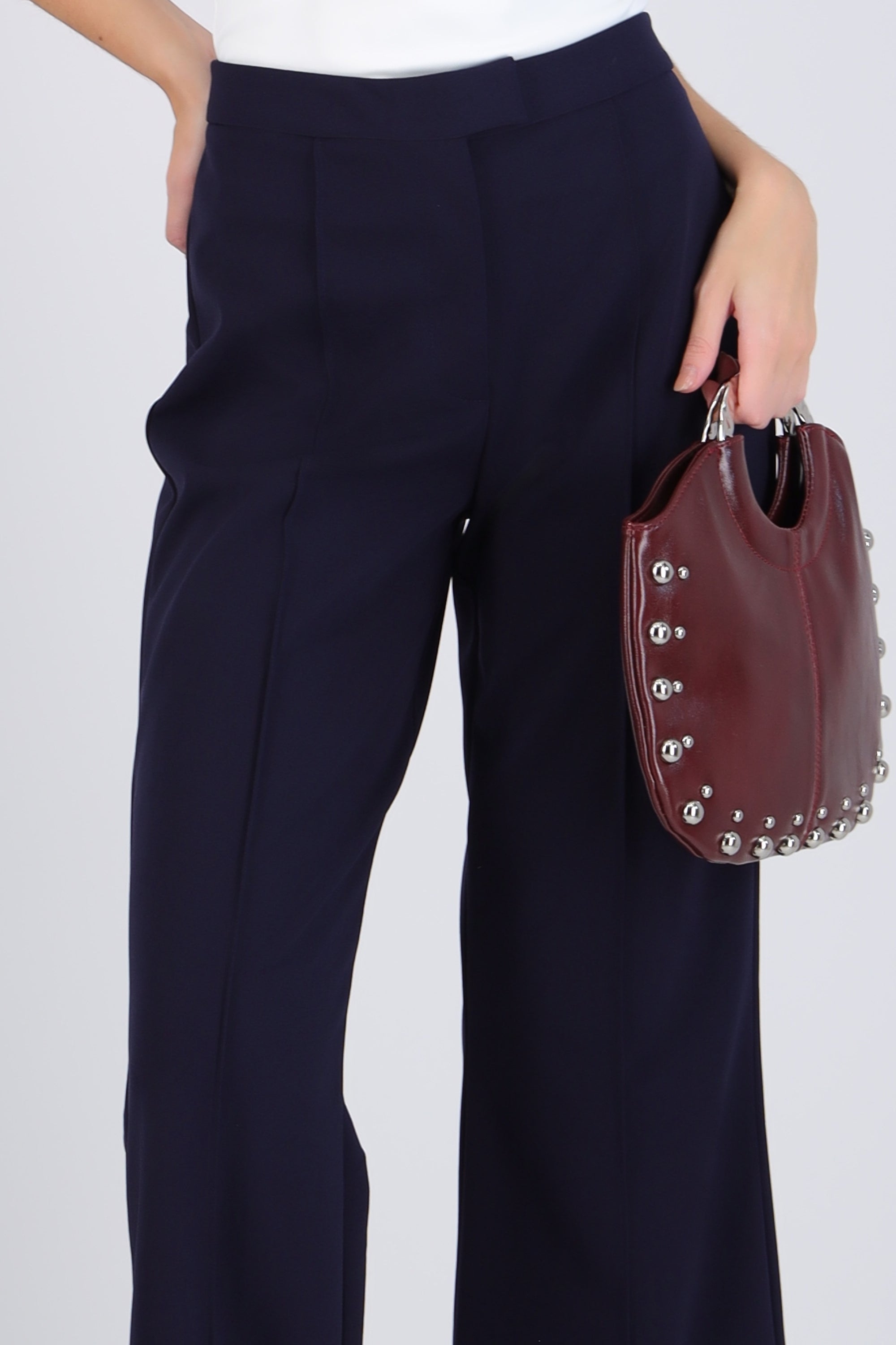 Pantalón básico flare