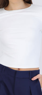 Top básico crop manga larga