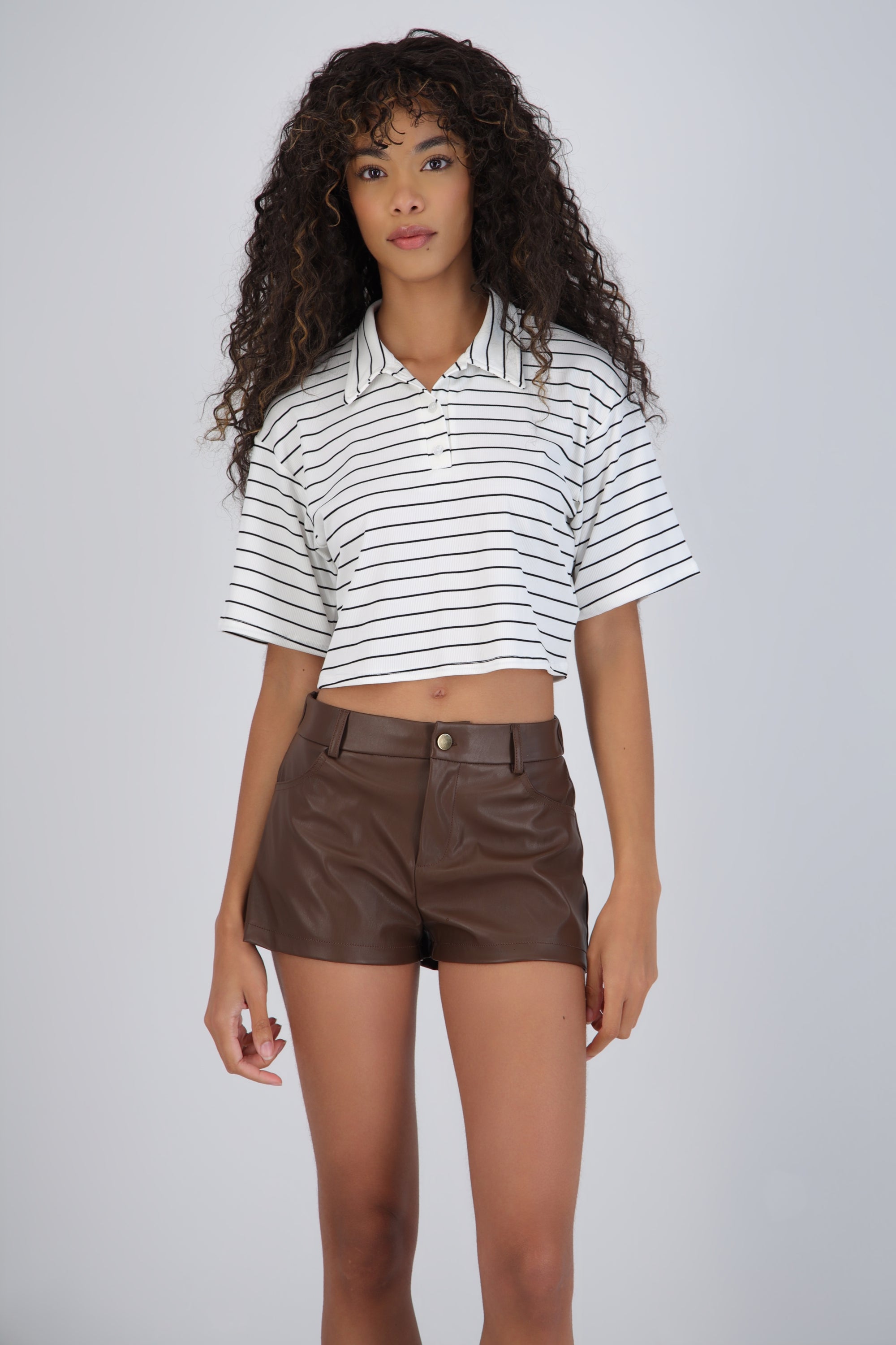 Playera boxy tipo polo