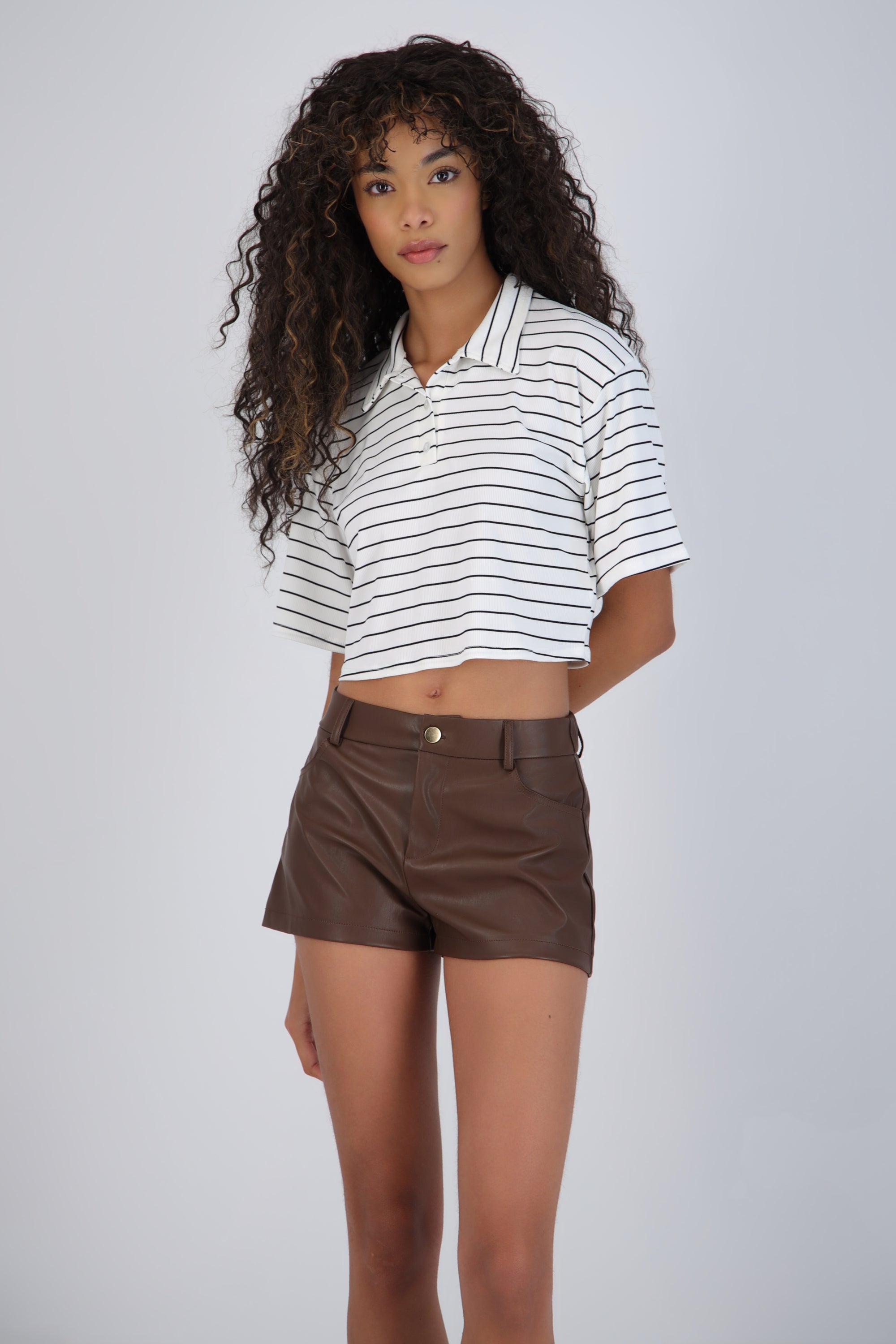Playera boxy tipo polo