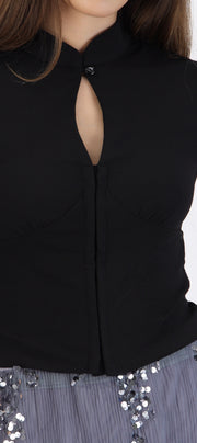 Blusa con abertura en escote