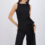 Top de rayas con cruce lateral