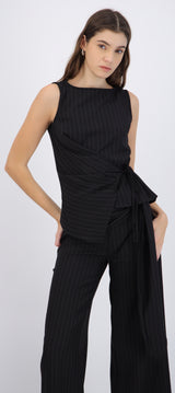 Top de rayas con cruce lateral