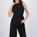 Top de rayas con cruce lateral