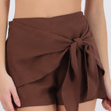 Short envolvente nudo