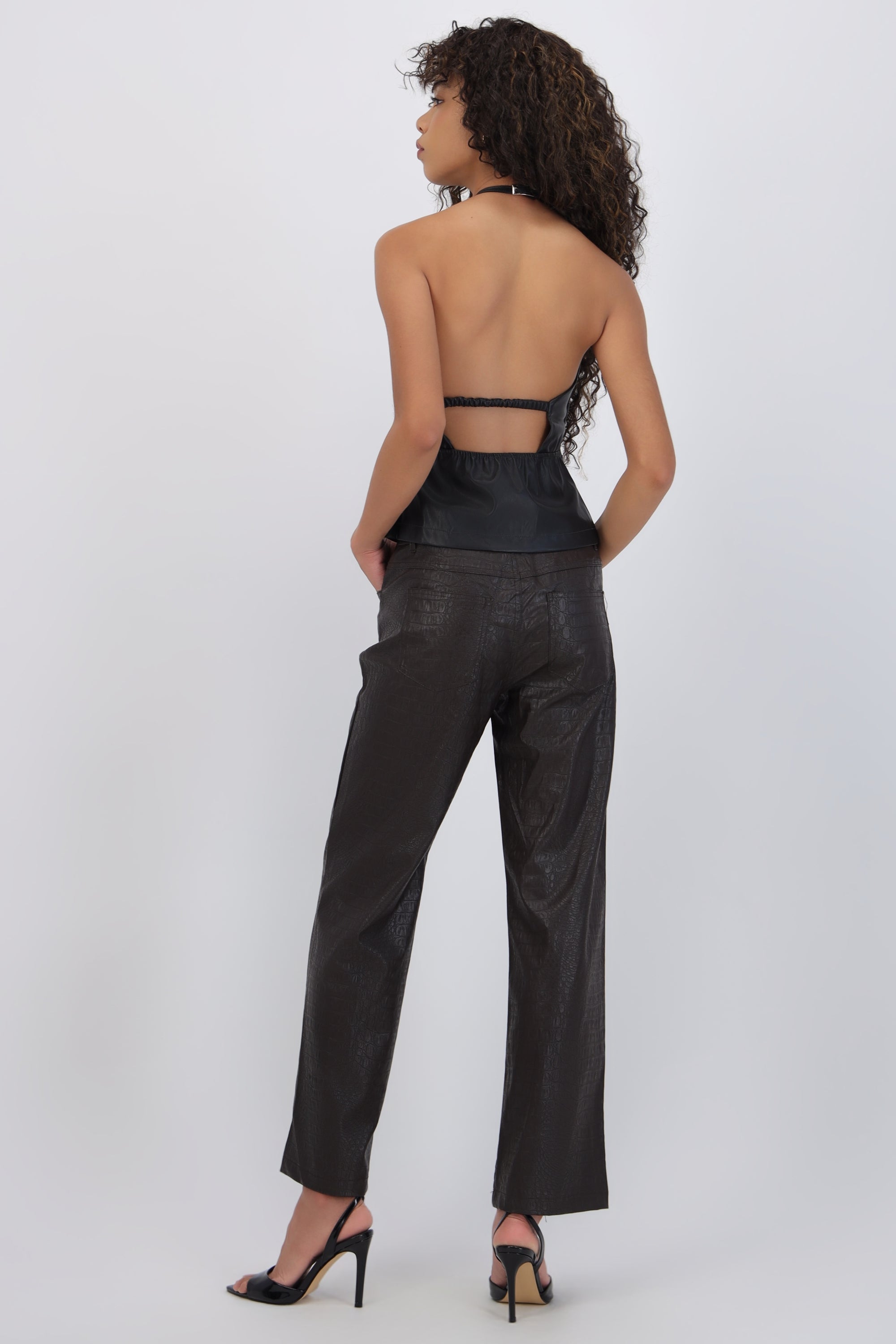 Pantalon pu con textura