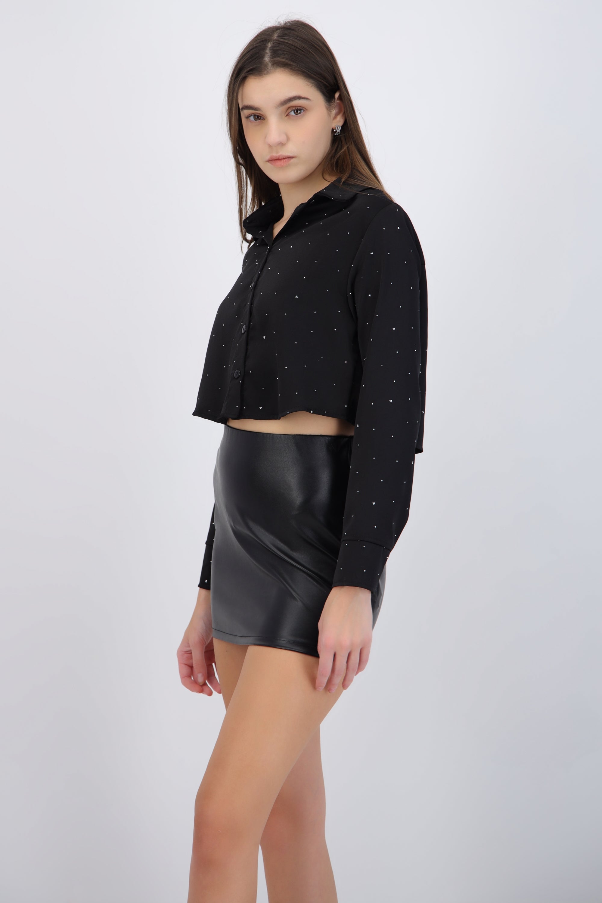 Camisa crop con brillos