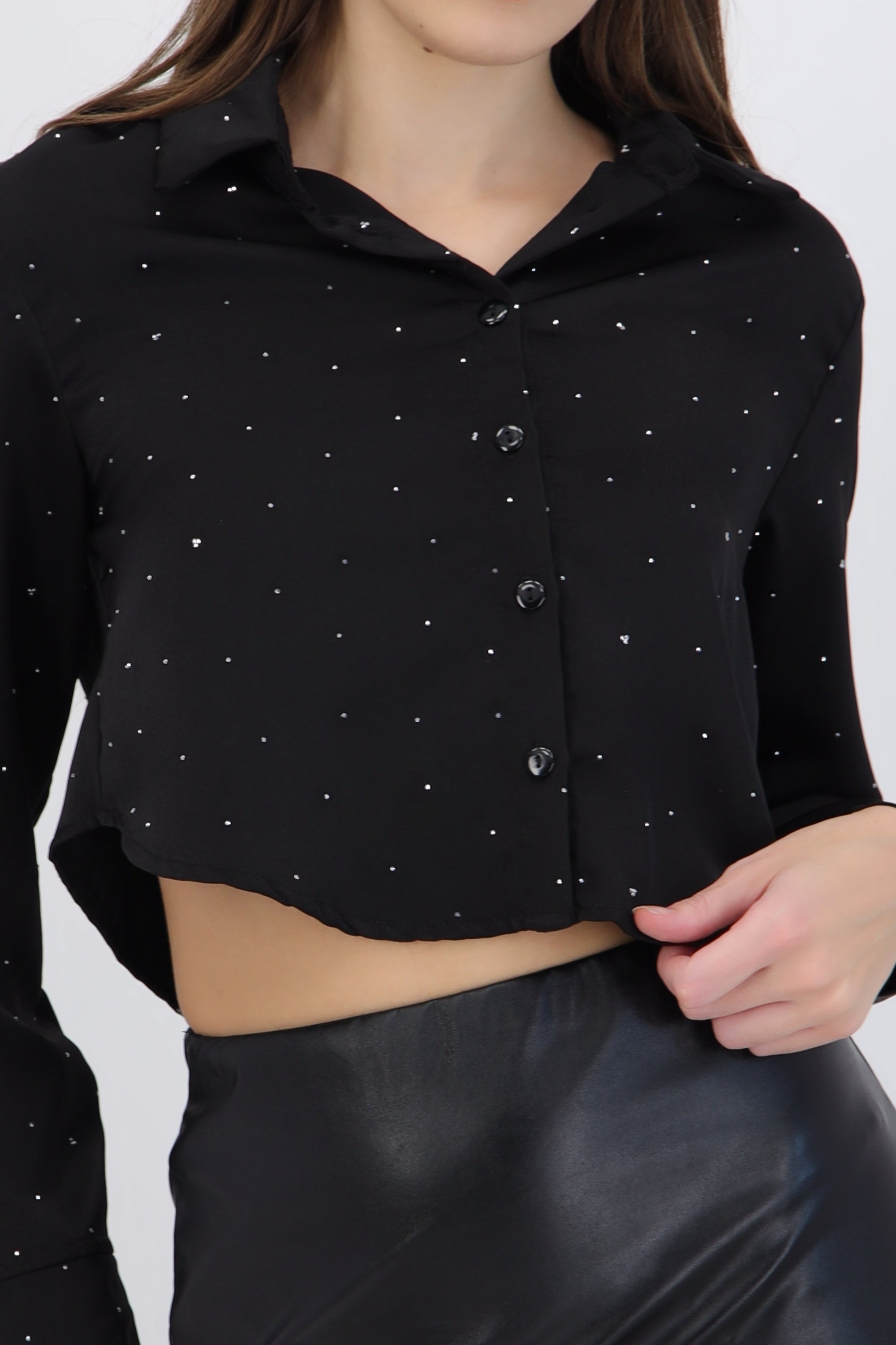 Camisa crop con brillos