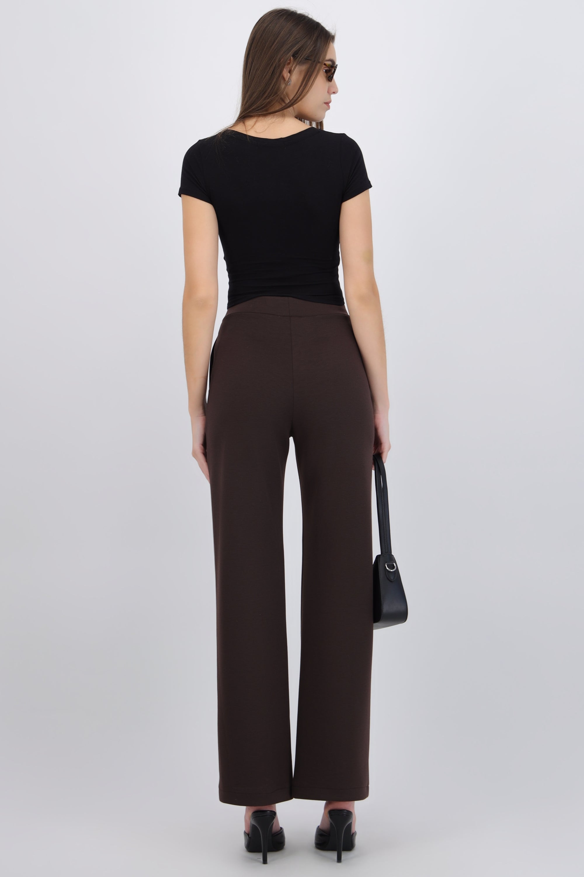 Pants lisos con bolsas