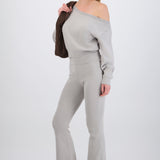 Pantalón flare doblez cadera