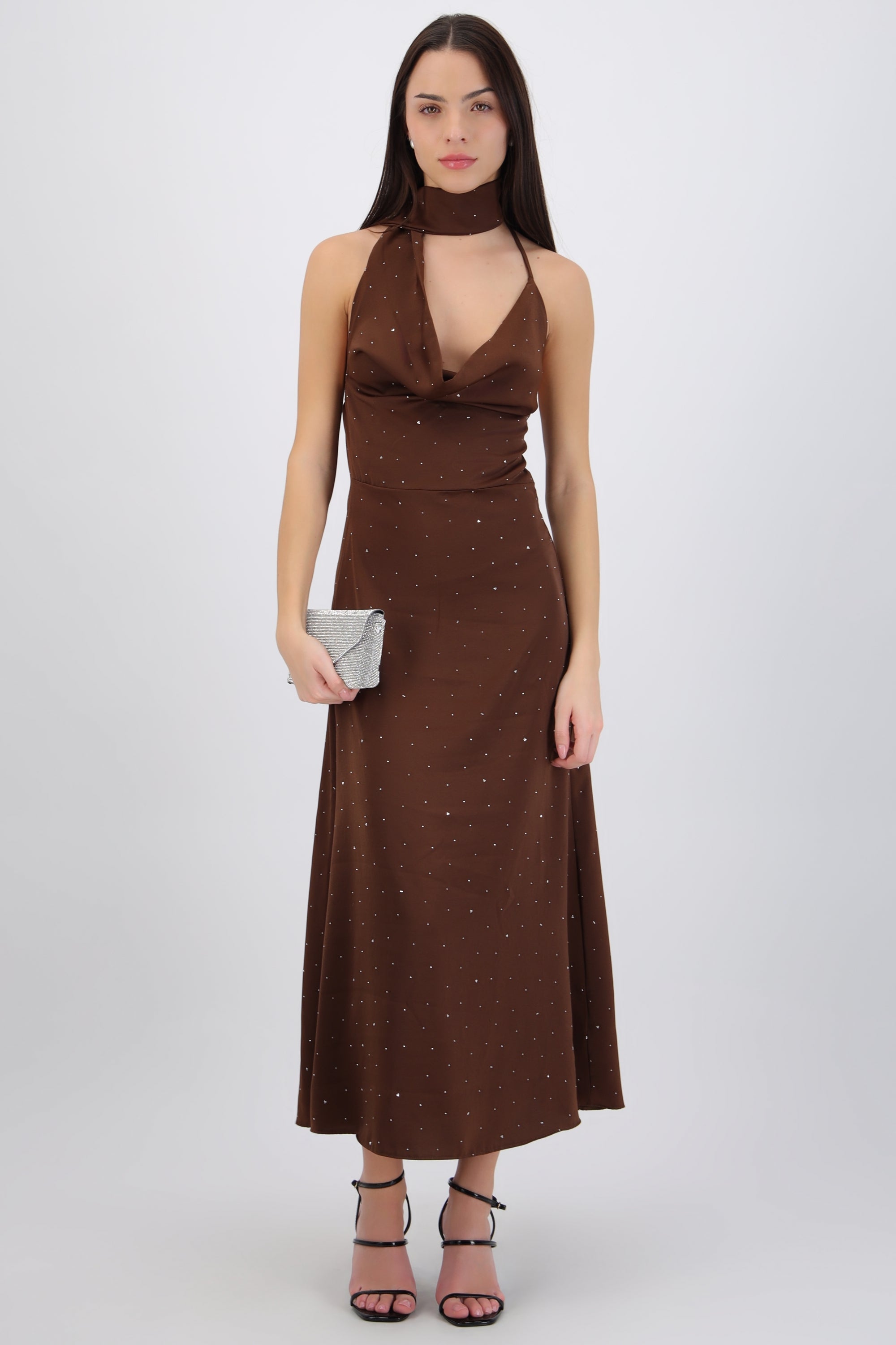 Vestido maxi halter con brillos