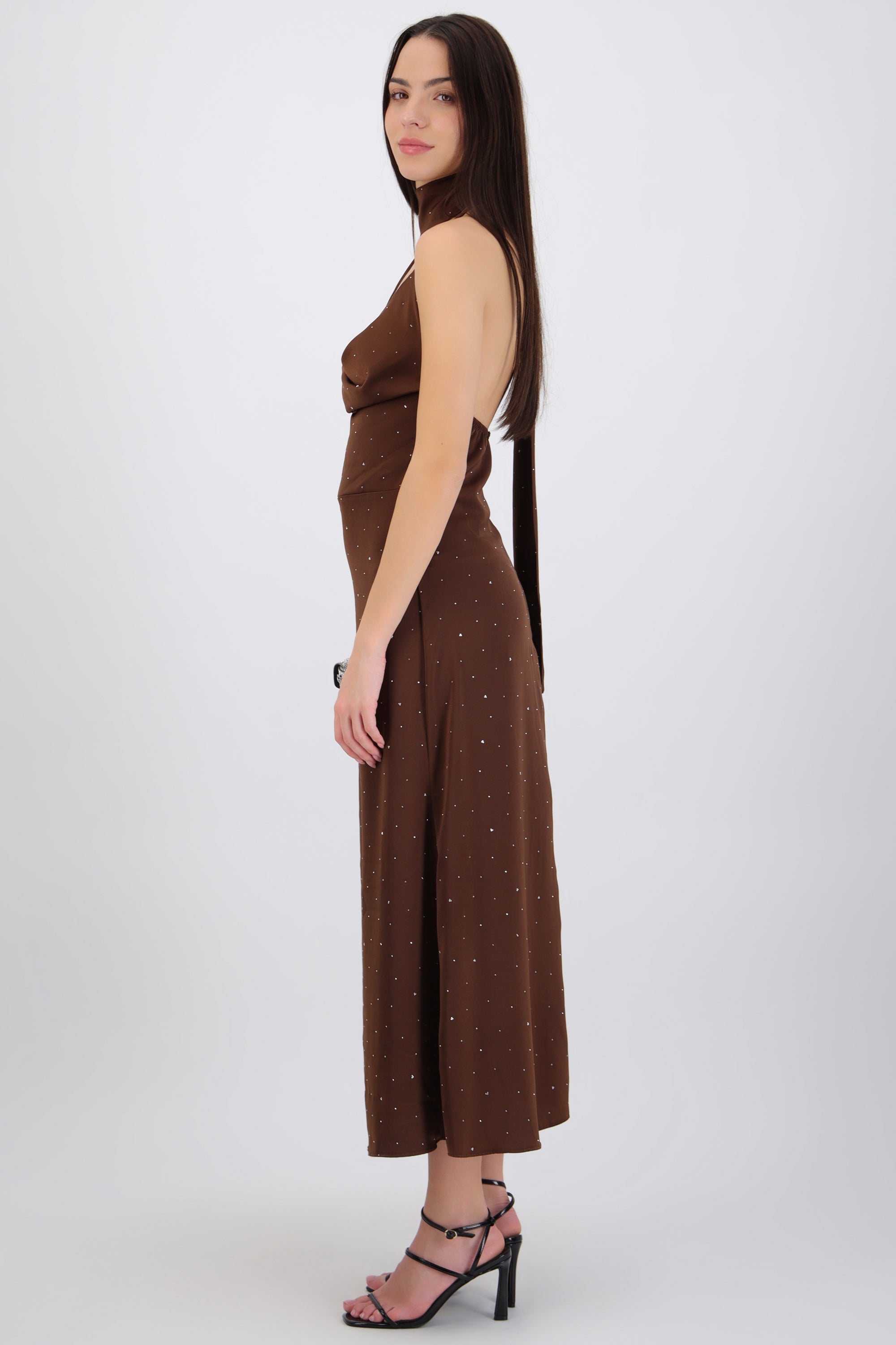 Vestido maxi halter con brillos