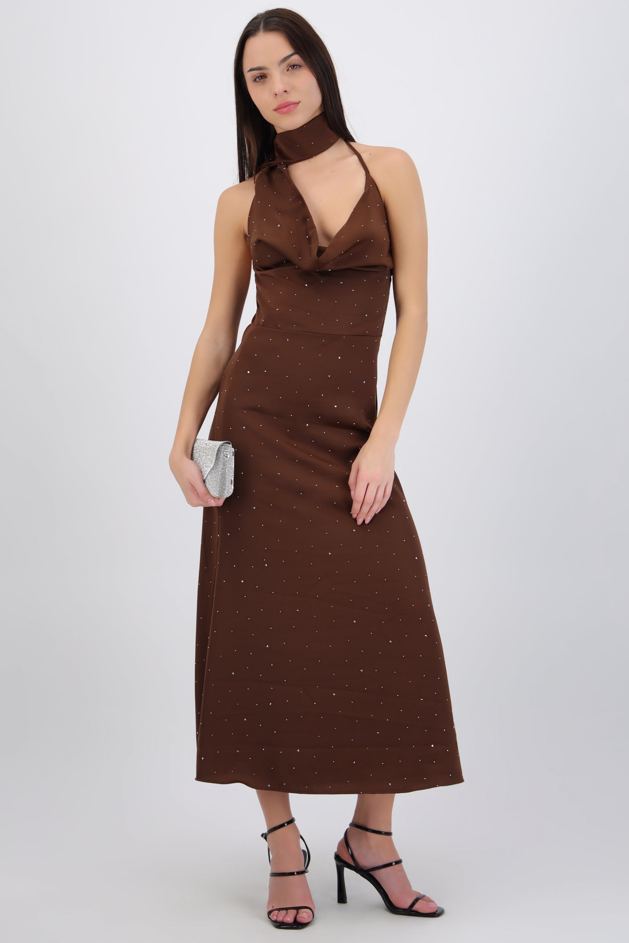 Vestido maxi halter con brillos