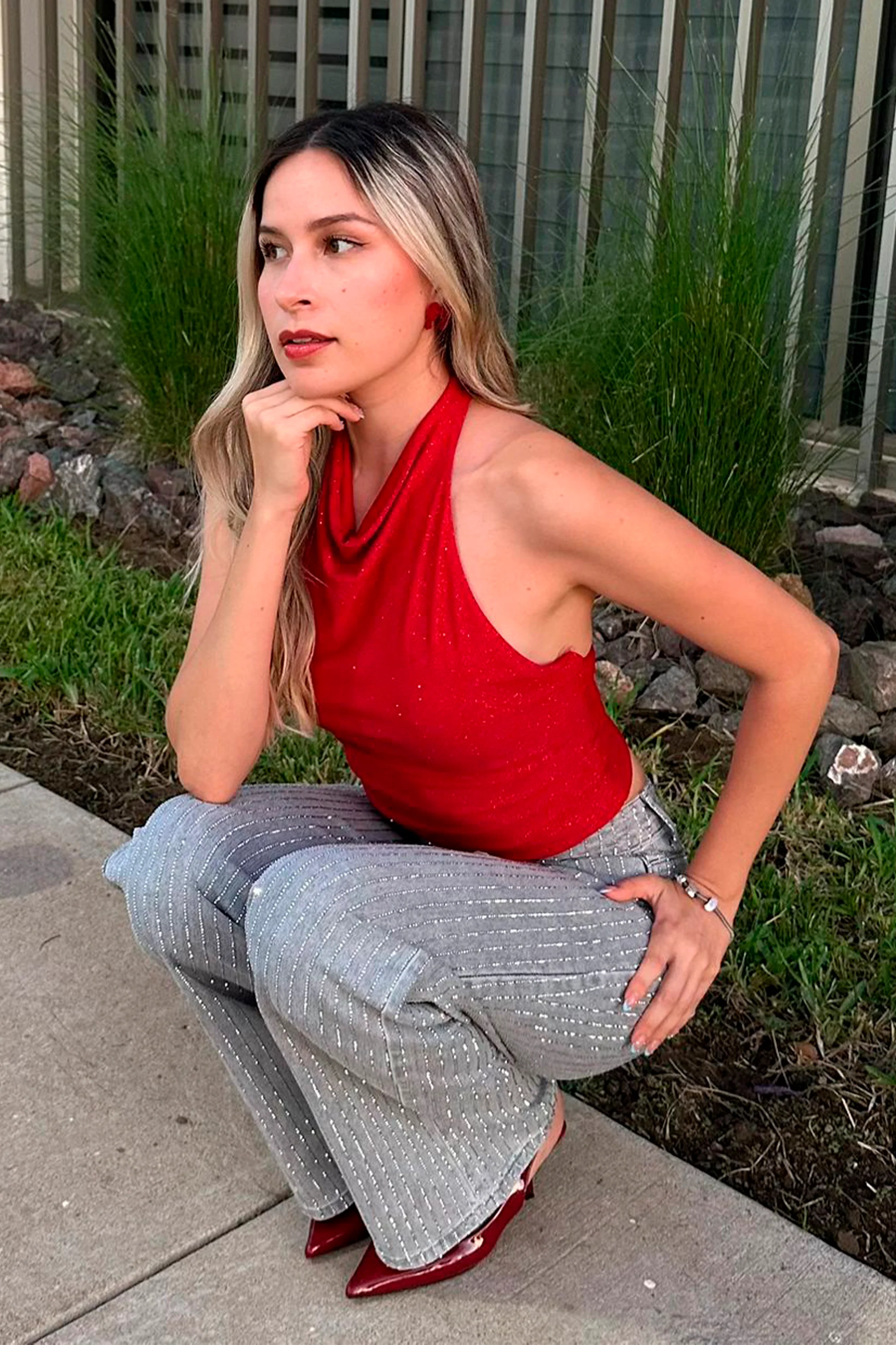 TOP HALTER BRILLOS ROJO