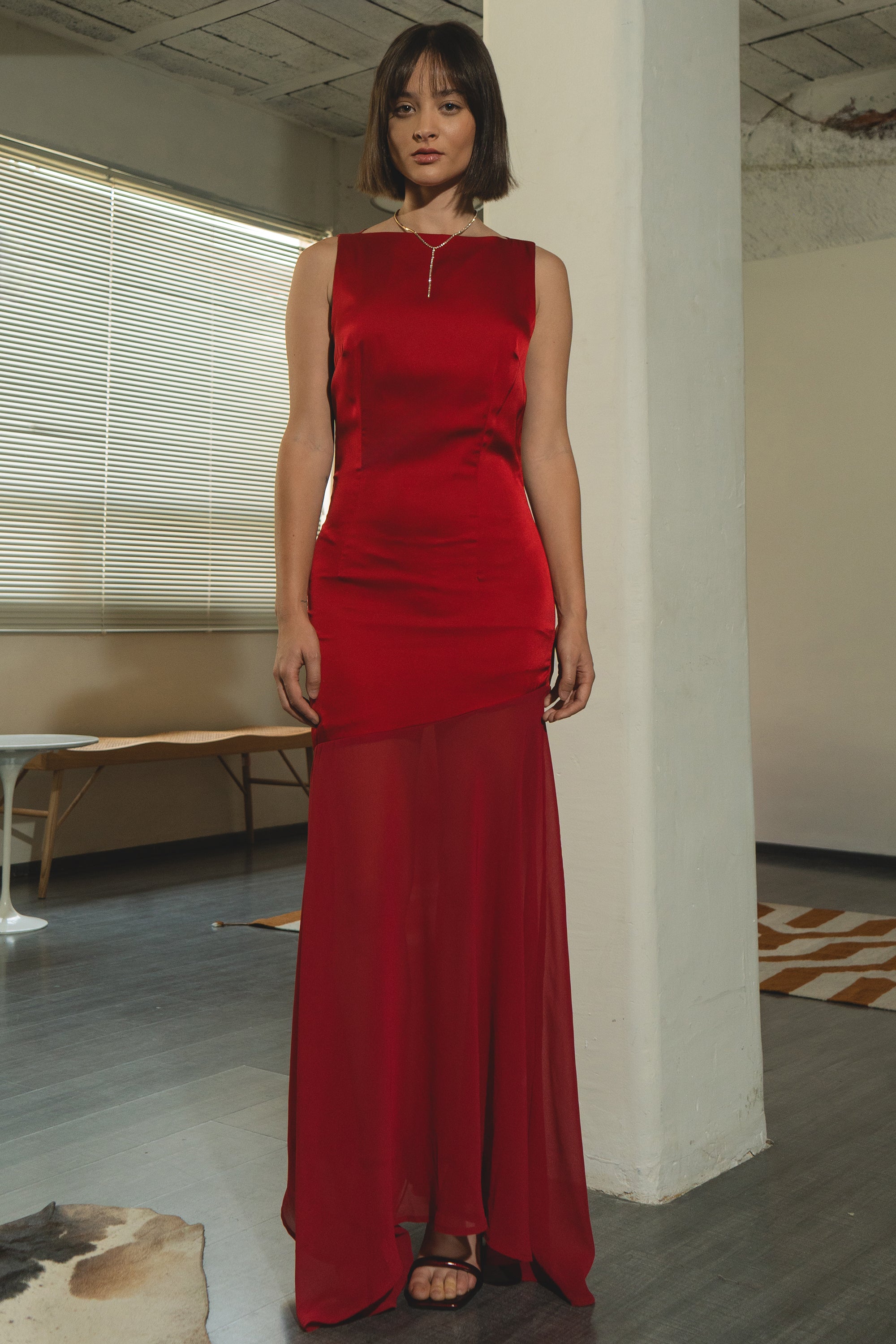 Maxi vestido asimetrico drop waist ROJO QUEMADO