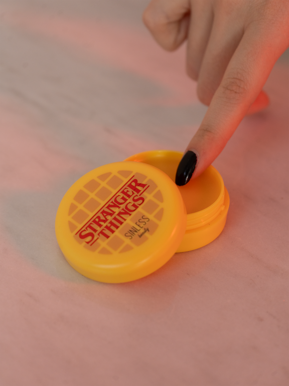 Balsamo labial waffle stranger things