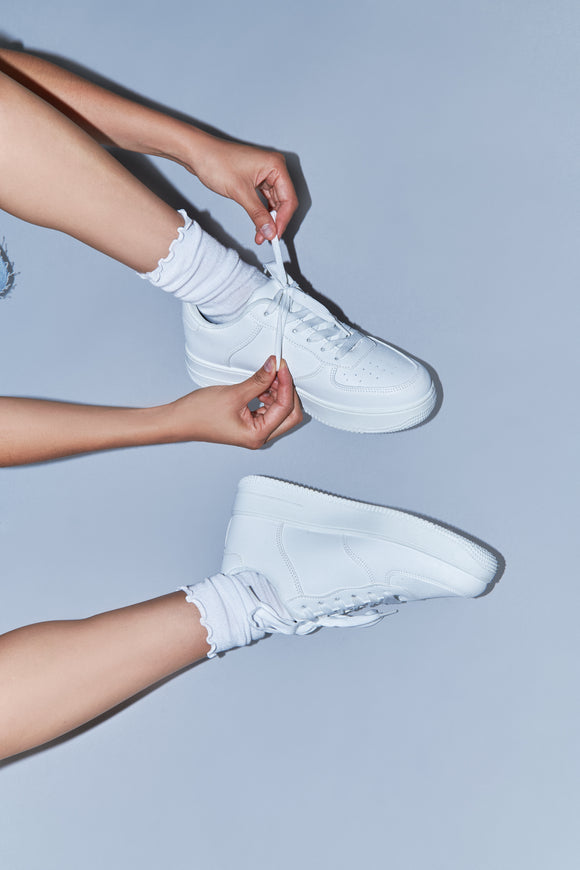 Tenis Retro Perforado