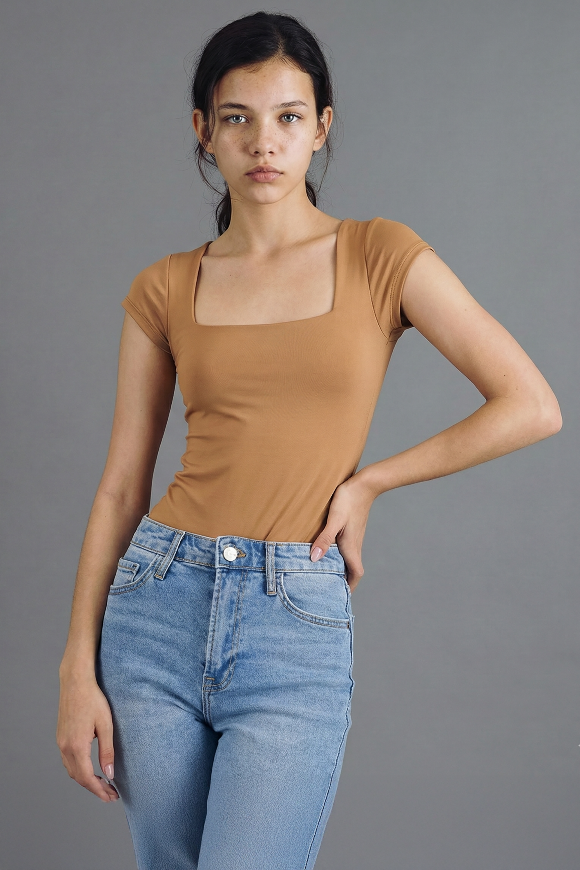 Bodysuit escote cuadrado CAMELLO