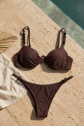 Bikini detalle piedras