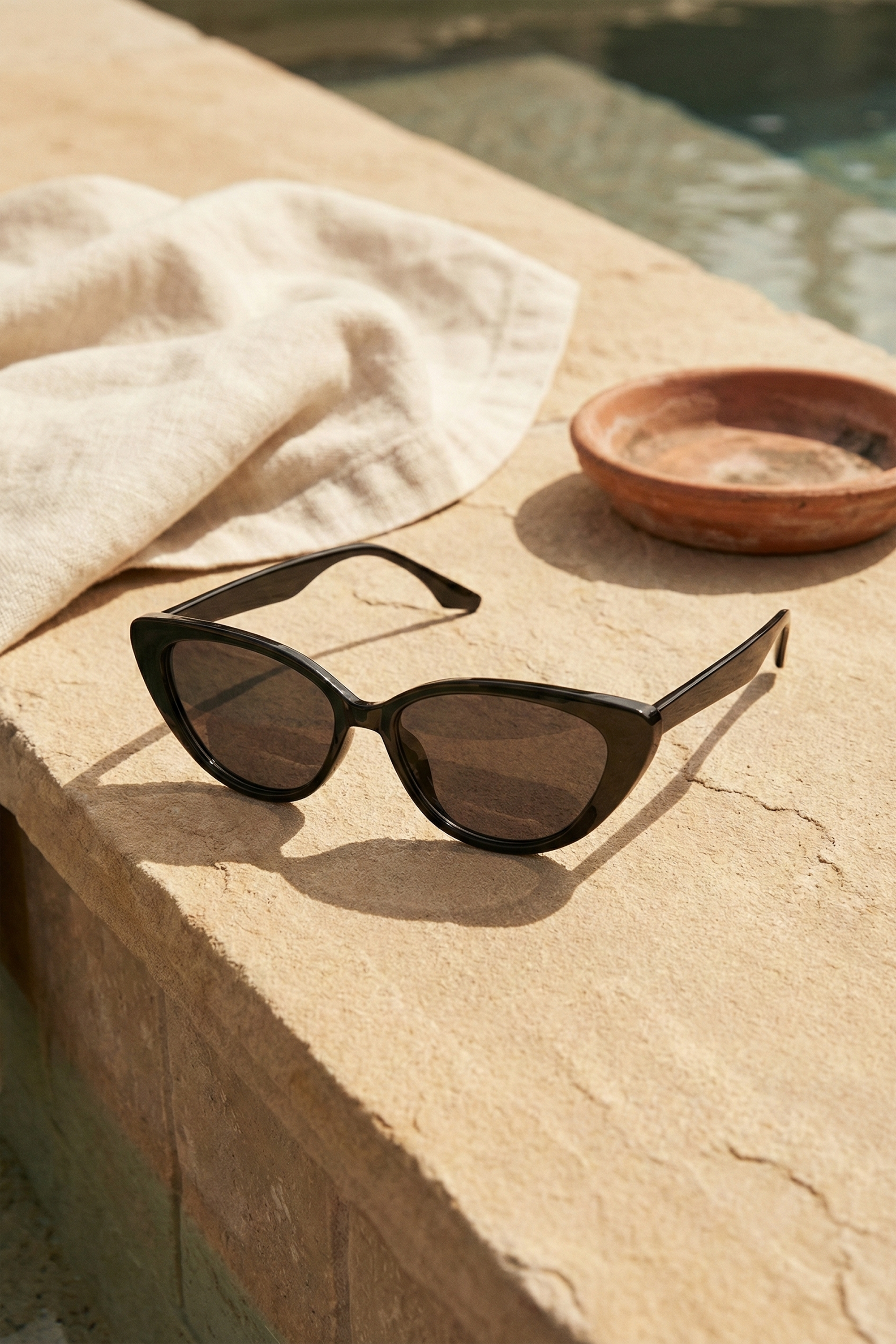 Lentes cat eye monocromaticos NEGRO