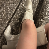 Bota larga estructurada