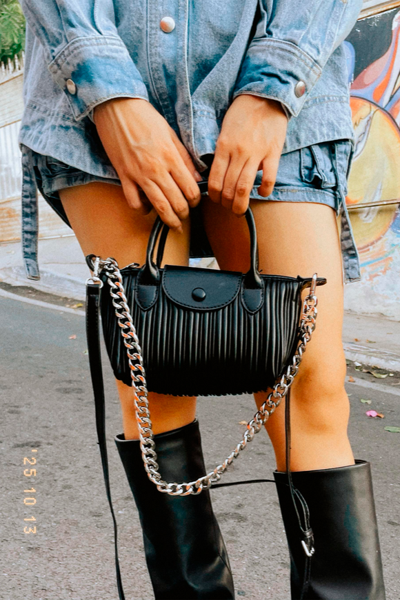 Bolsa textura pu cadena