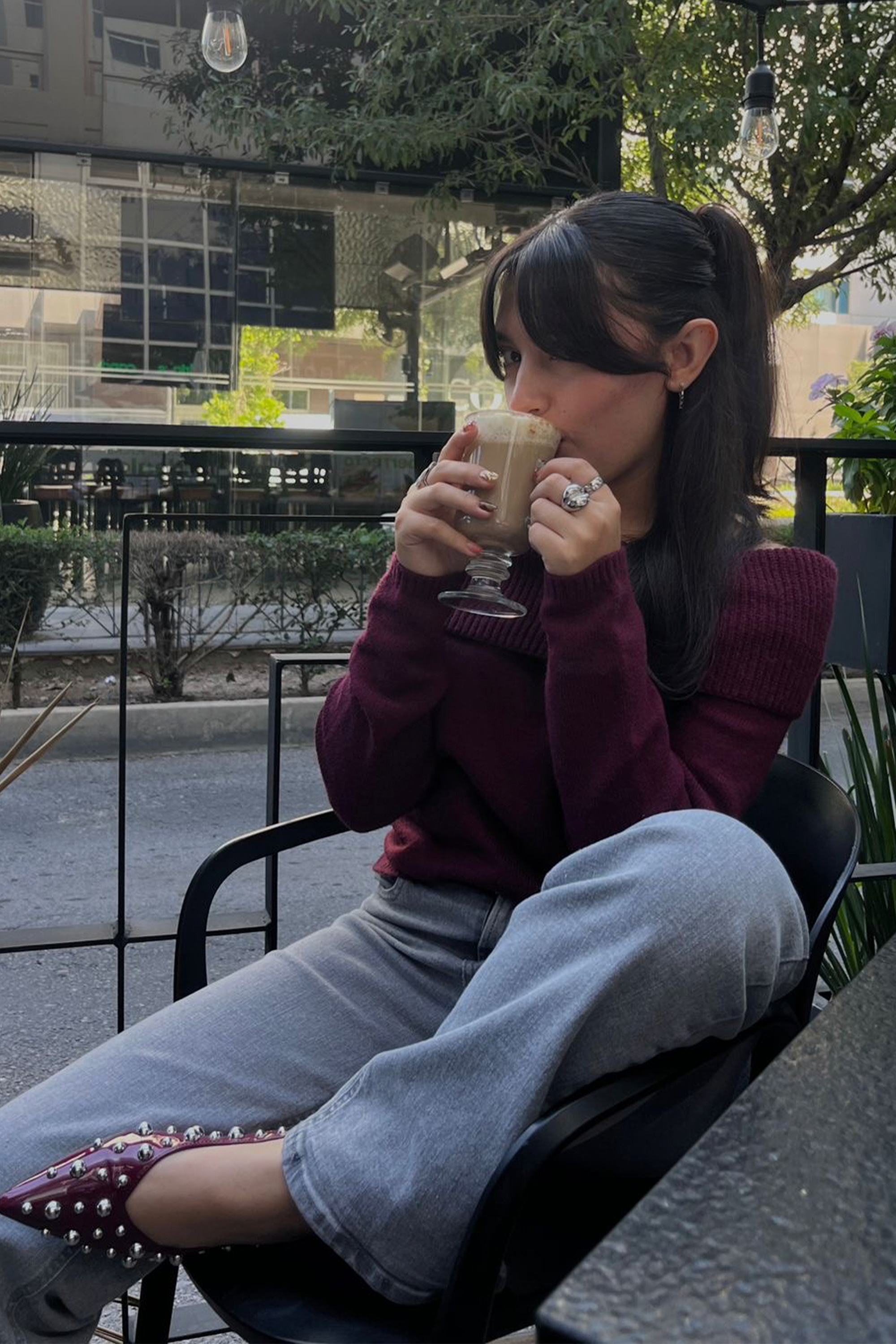 Sueter off shoulder tejido liso VINO