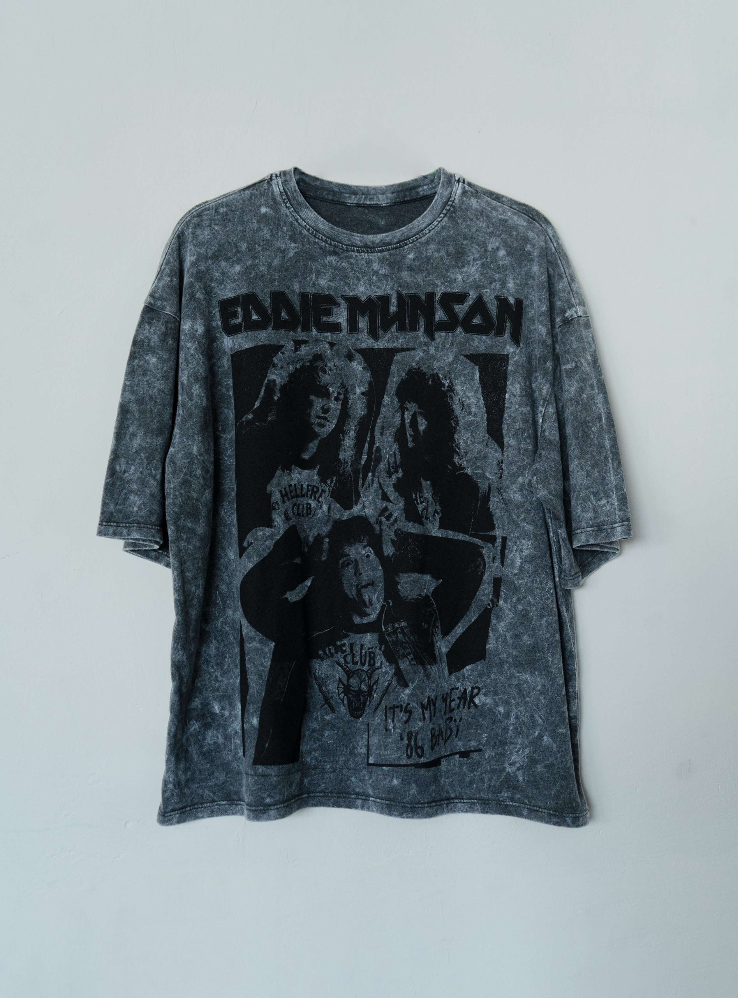 Playera Eddie Munson Stranger Things ACID WASH